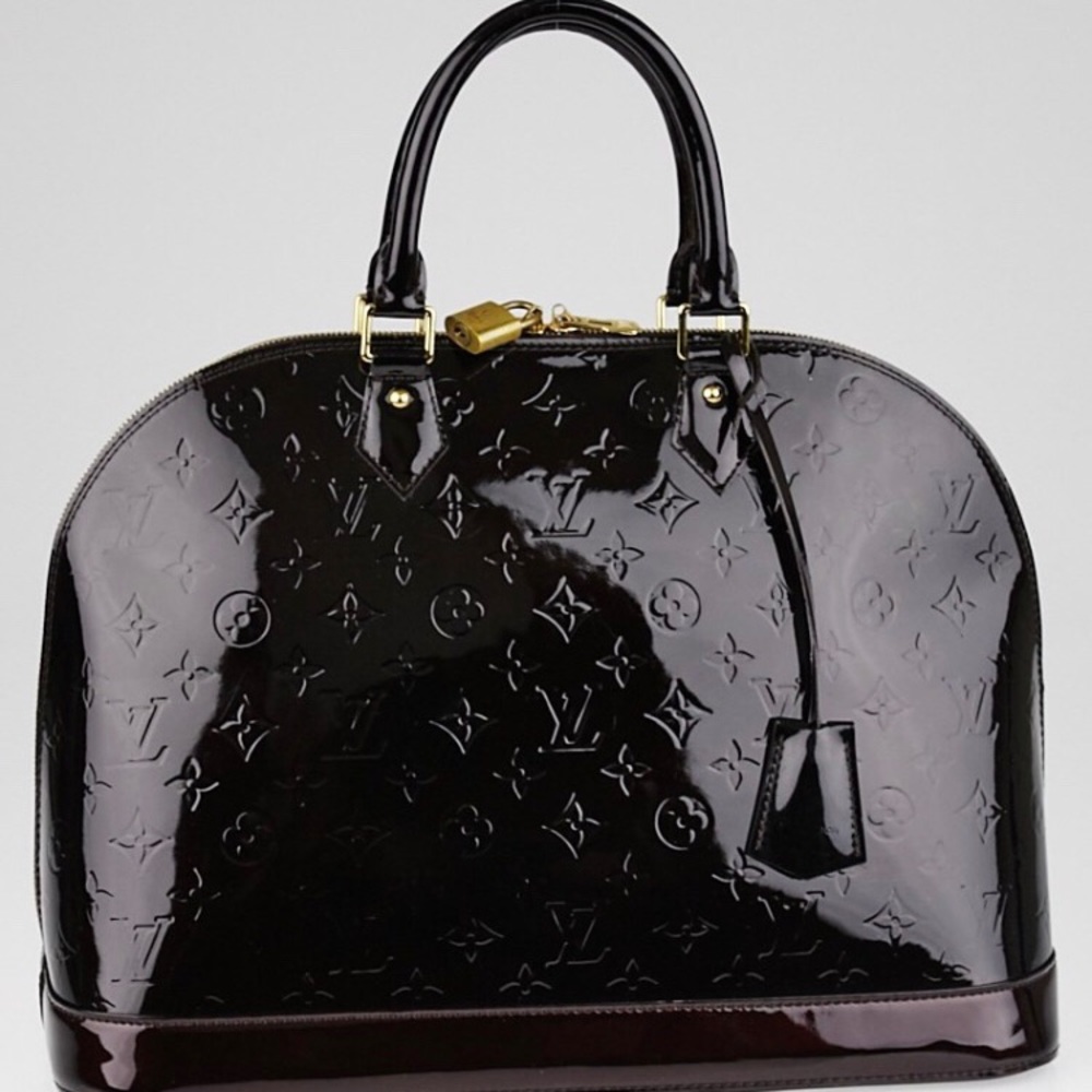 ✨Louis Vuitton Vernis Alma GM in Amarante ✨